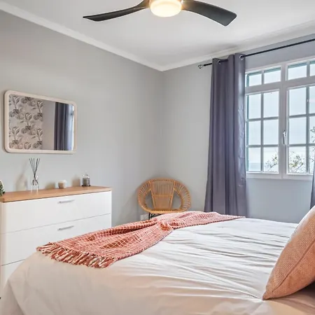 Pedreiro Apartment *