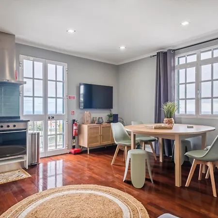 Pedreiro Apartment *